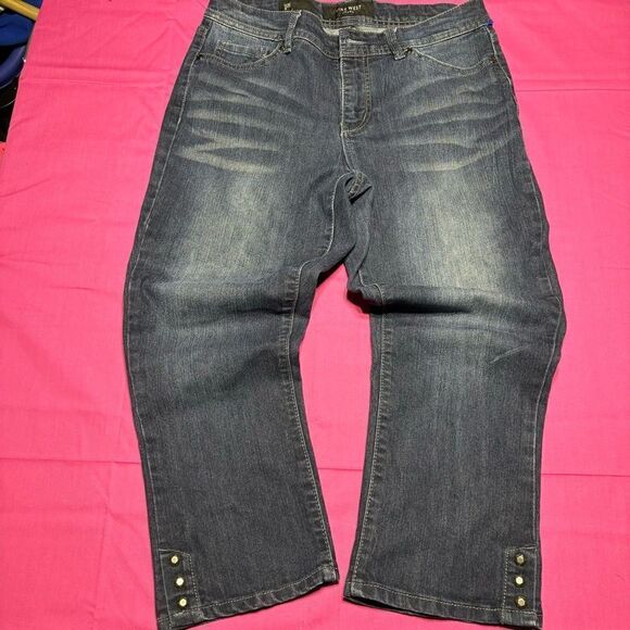 Nine West Capri‎ Embellished Pockets Stretchy Women’s Size 6 Missy - Picture 1 of 8